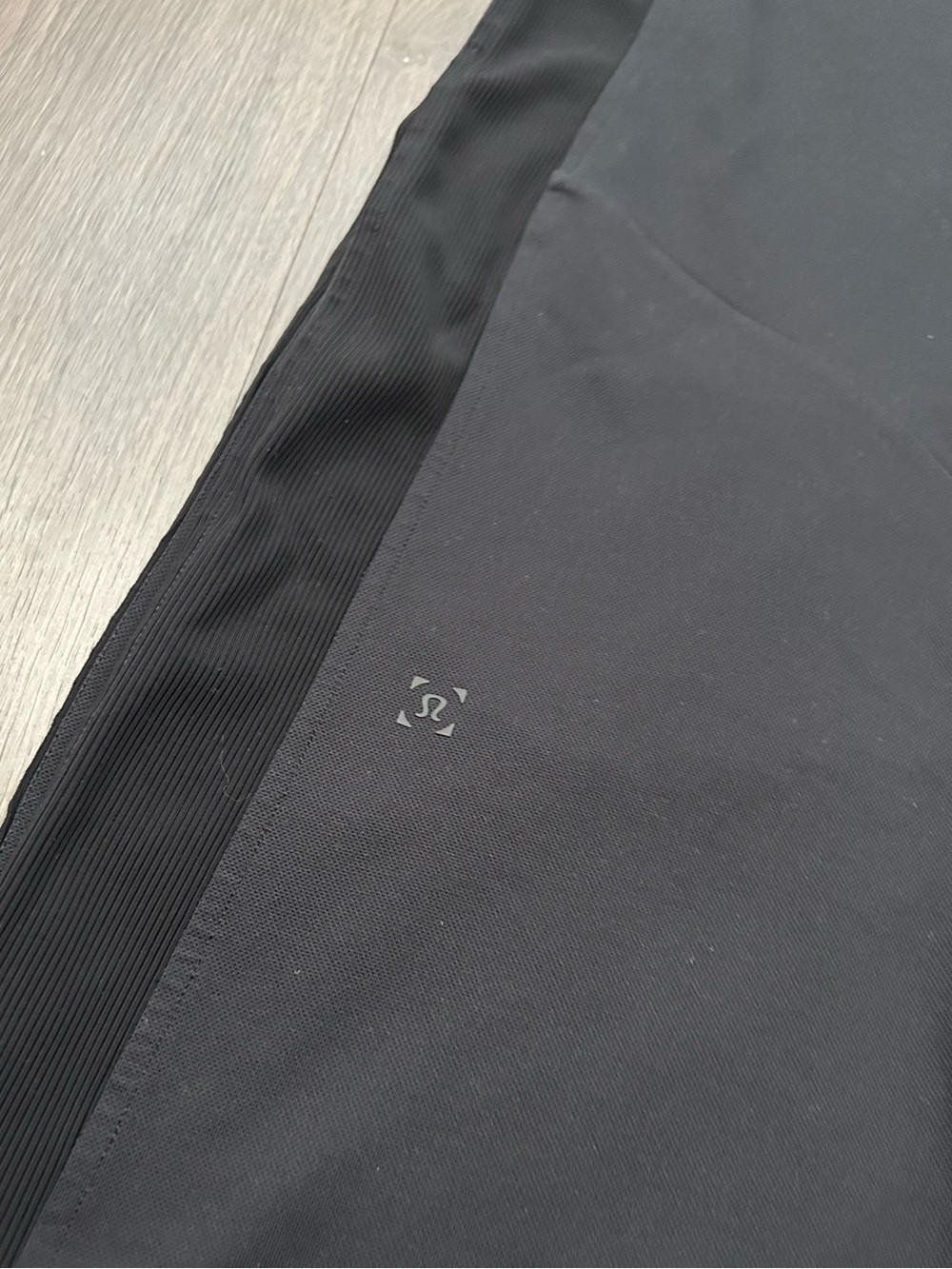 lululemon athletica Black Men's Athletic Jogger Pants - Picture 4 of 6